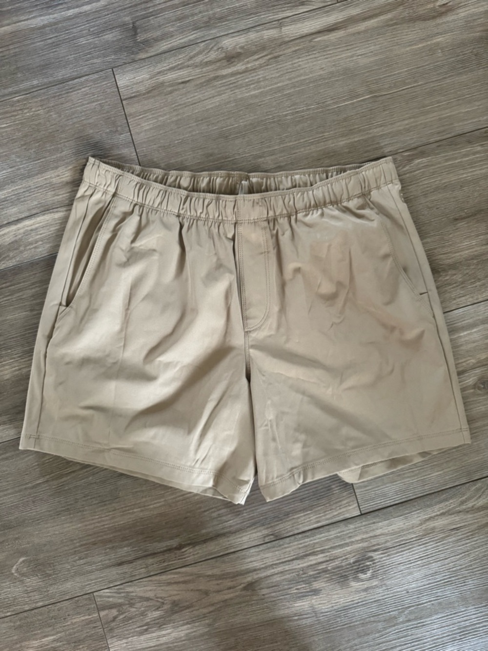 NWT Light Khaki Pull-On Shorts Fabletics size L